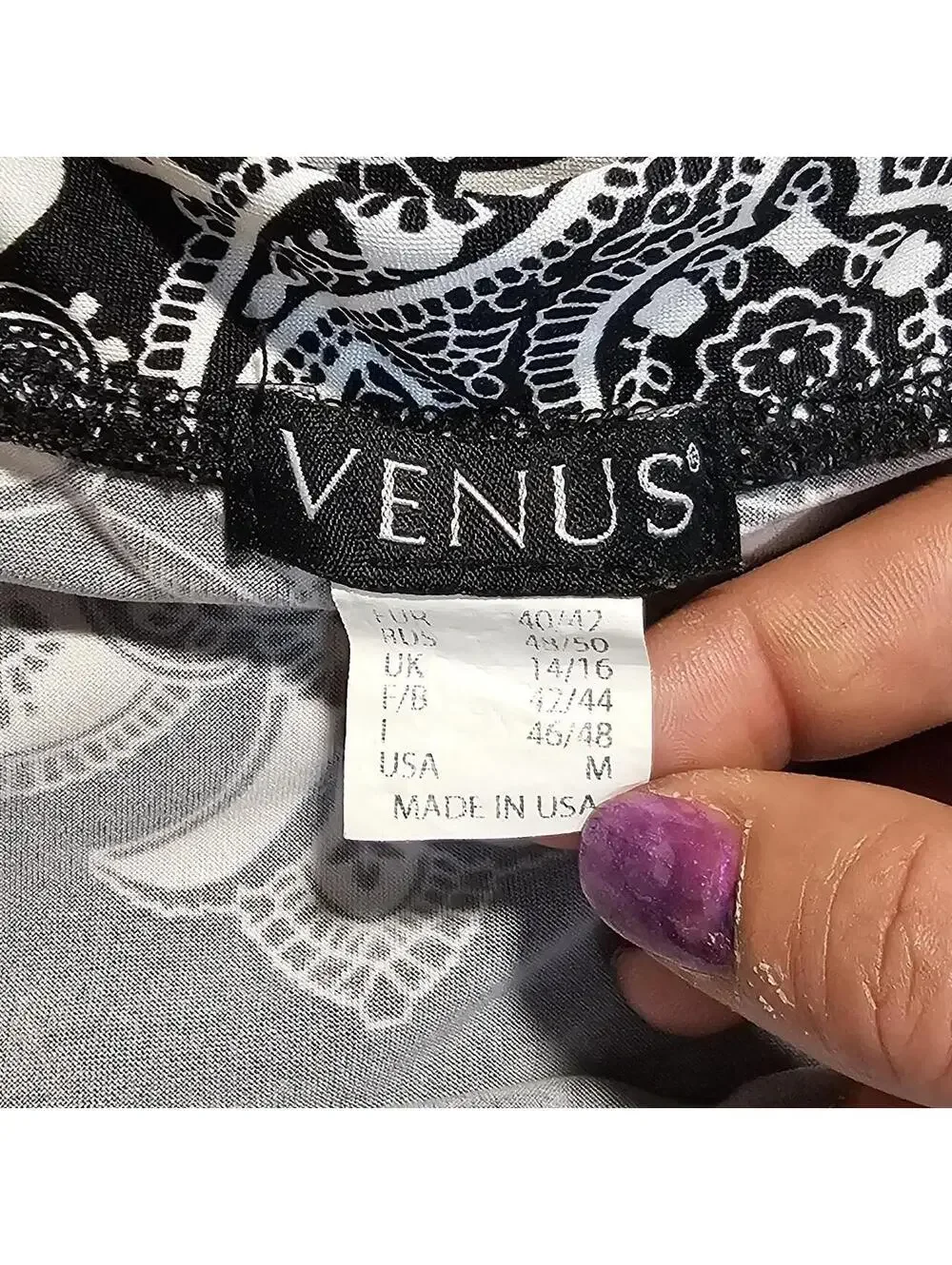 Venus Women's Black Skirt
